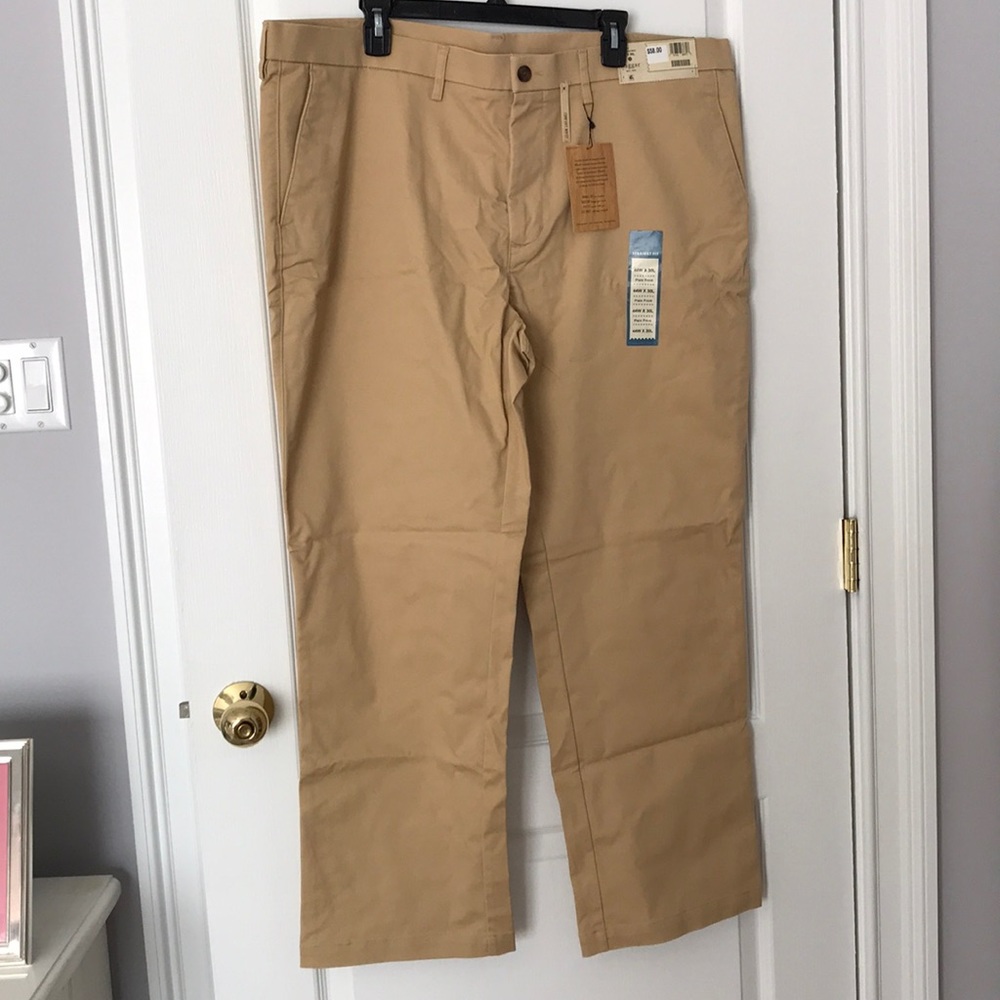 haggar Men’s Beige Straight Fit Pants
